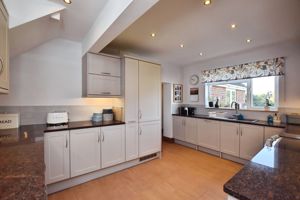 Photo 25- click for photo gallery